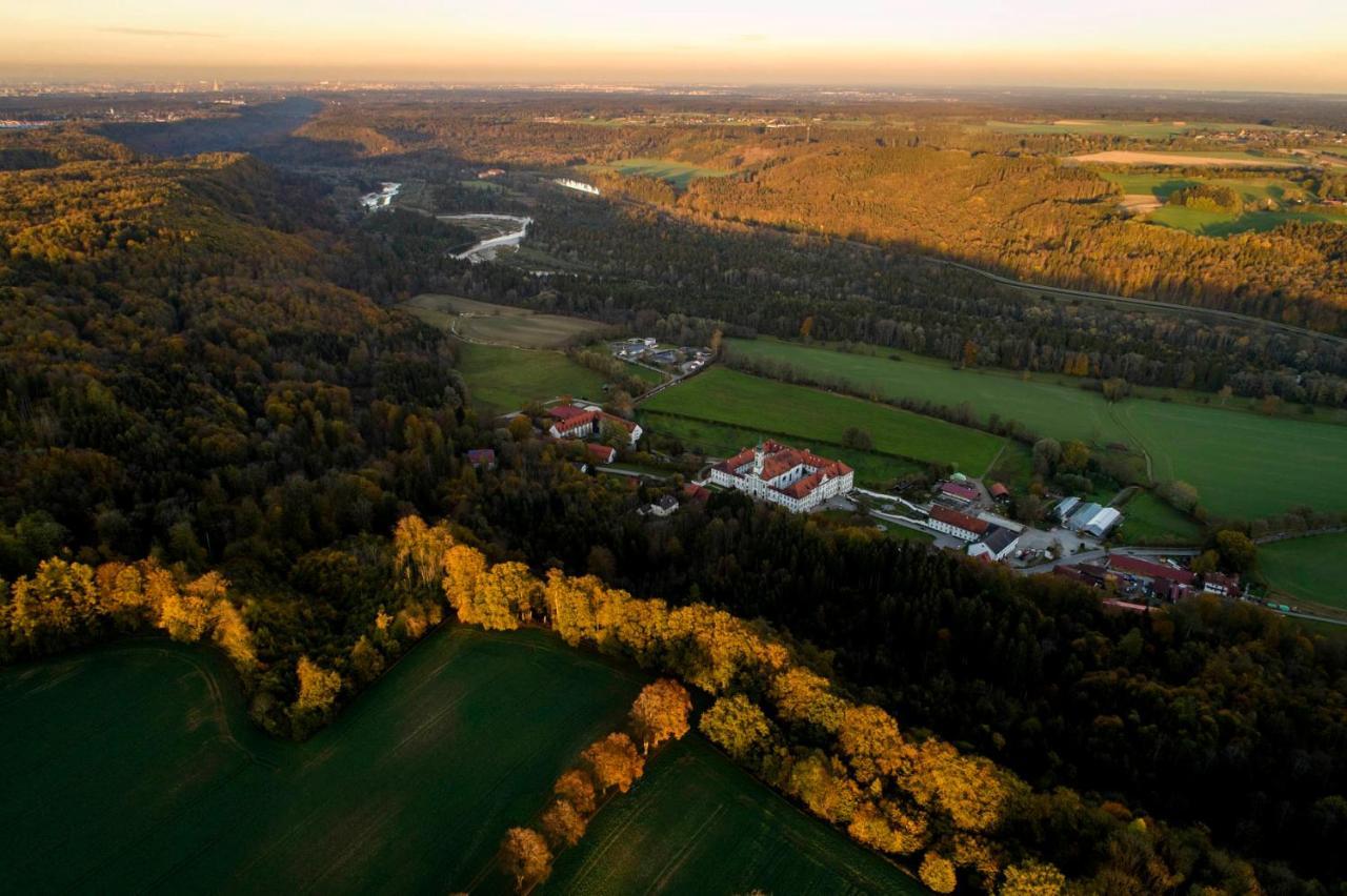 Hotel Gut Schwaige Ebenhausen Exterior foto